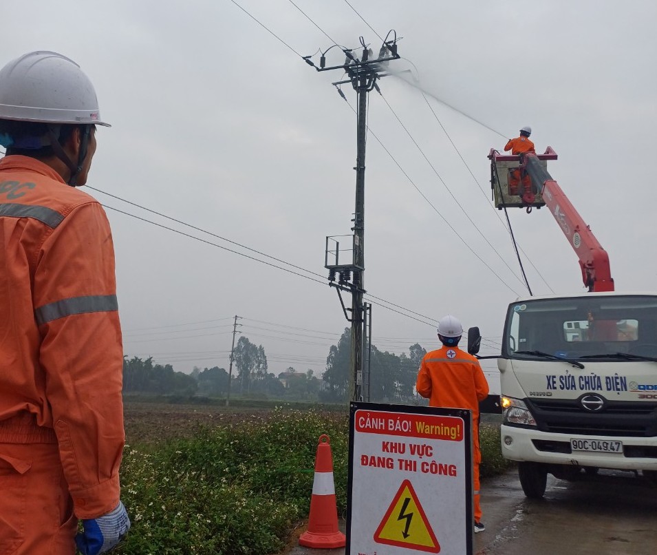 Tổng công ty Điện lực miền Bắc triển khai các giải pháp cấp điện mùa nắng nóng 2026