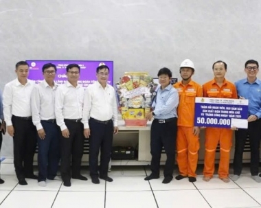 Tháng Công nhân nghĩa tình tại Công ty Thủy điện Buôn Kuốp