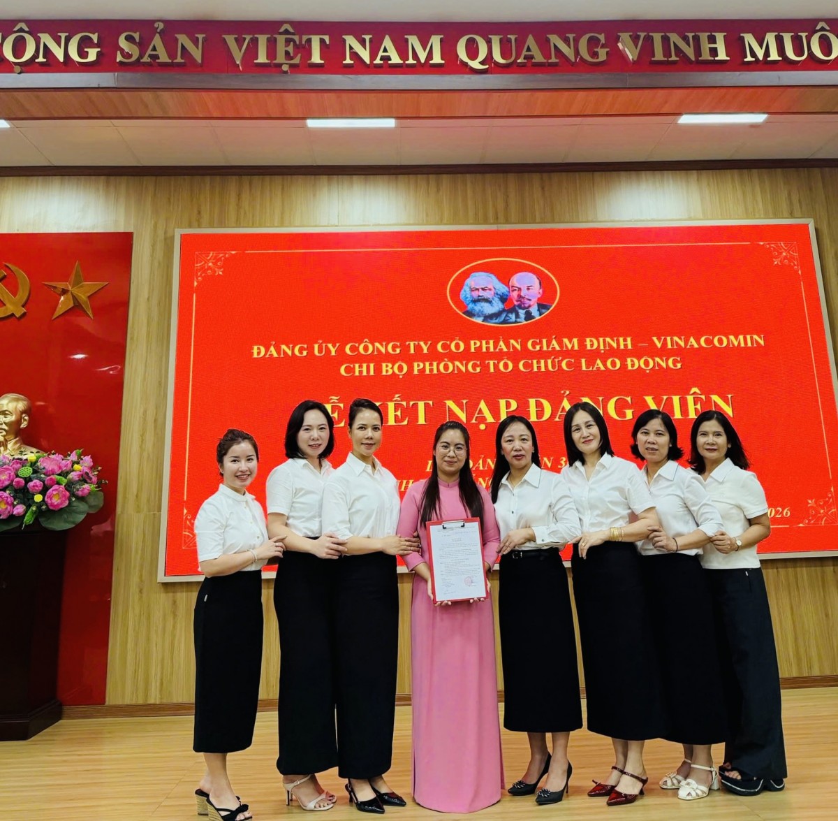 Đảng bộ Quacontrol kết nạp ‘Lớp đảng viên 30 năm thành lập Đảng bộ Than Quảng Ninh’