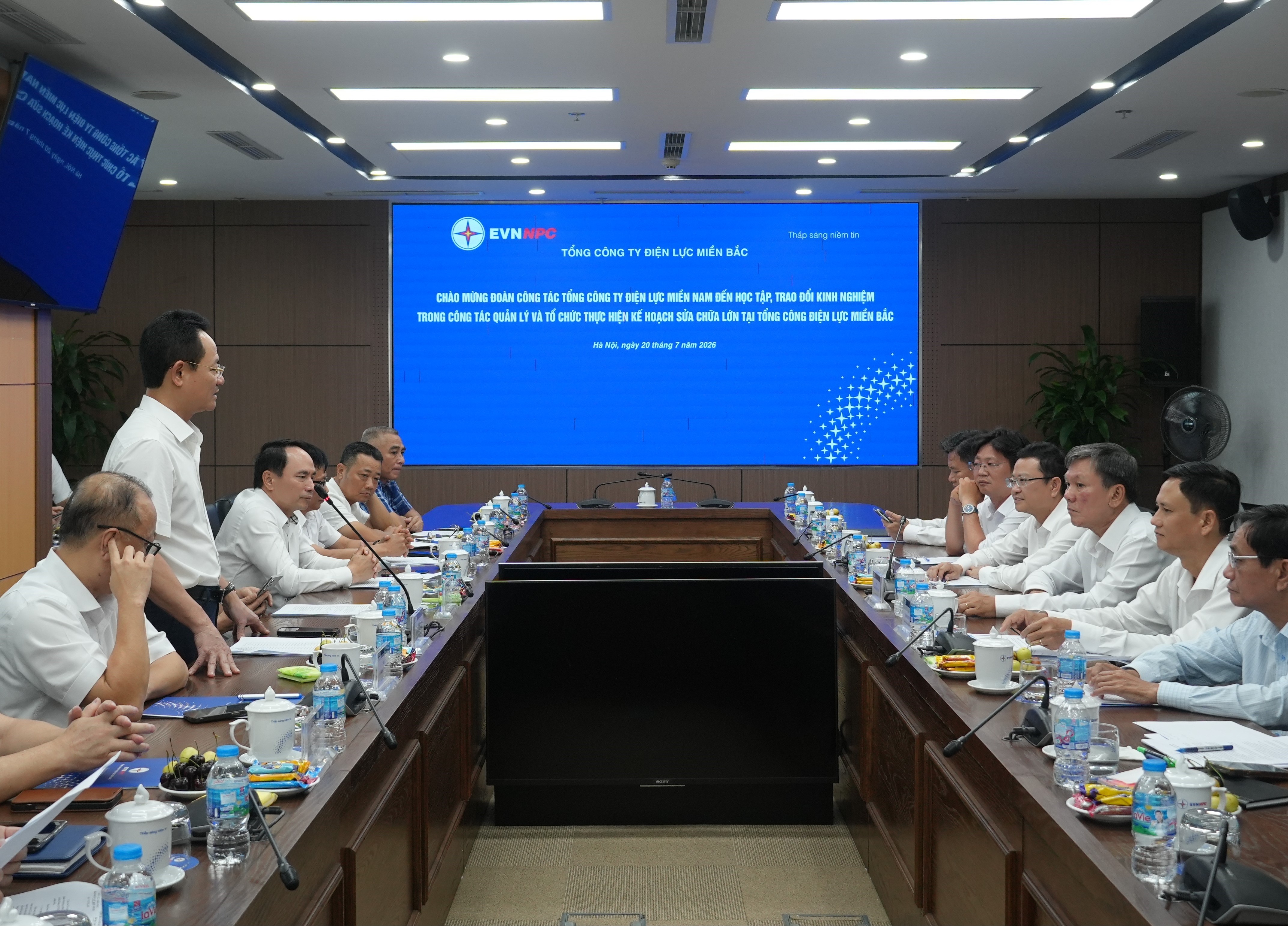 EVNNPC và EVNSPC trao đổi kinh nghiệm công tác quản lý, thực hiện kế hoạch sửa chữa lớn