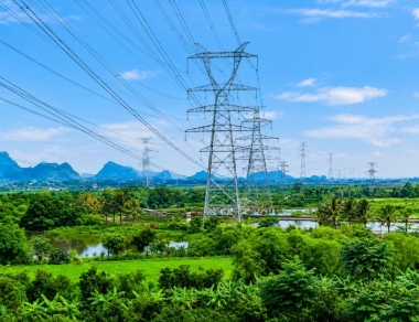 Đóng điện toàn tuyến đường dây 500/220 kV Nho Quan - Phủ Lý - Thường Tín