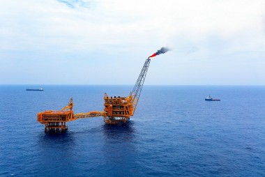 Tiếp tục tiếp thu, lấy ý kiến hoàn thiện dự án Luật Dầu khí