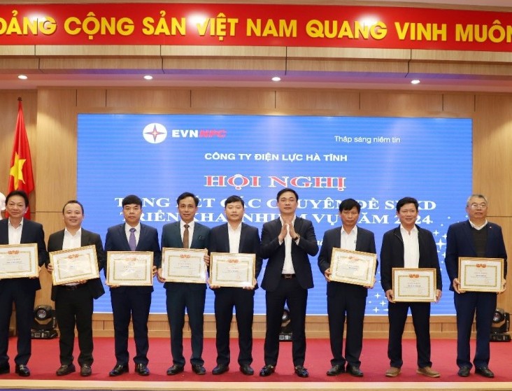PC Hà Tĩnh tổ chức Hội nghị các chuyên đề thực hiện nhiệm vụ sản xuất, kinh doanh năm 2024