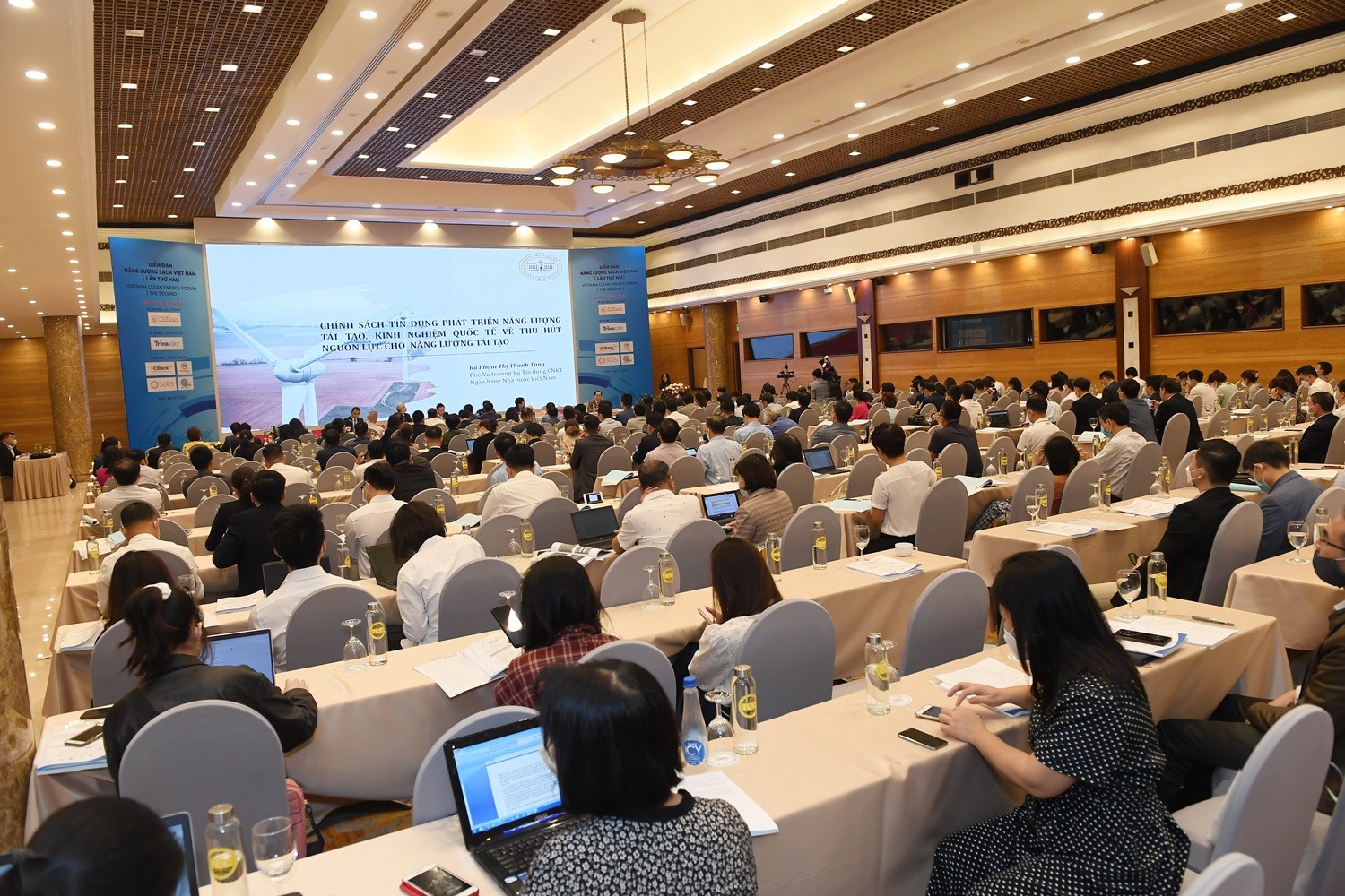 Trung hòa carbon 2050 - Cơ chế cho các dự án điện sạch ở Việt Nam
