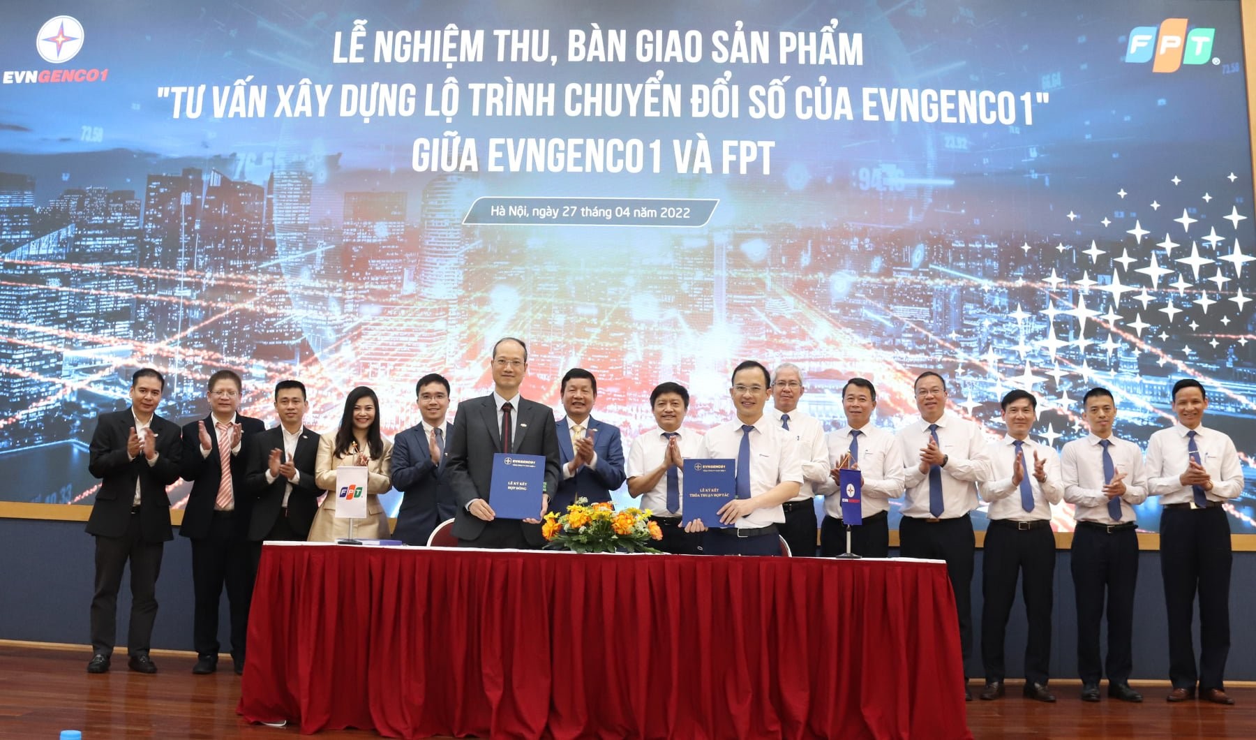 EVNGENCO1 tiếp nhận sản phẩm ‘tư vấn xây dựng lộ trình chuyển đổi số’ từ FPT