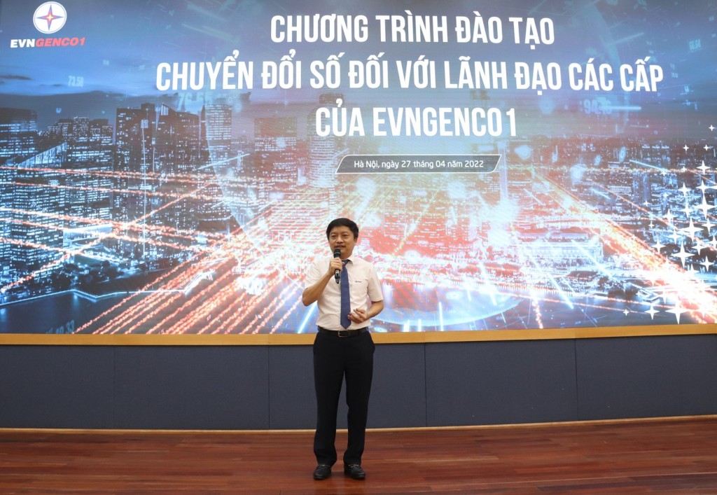 EVNGENCO1 tiếp nhận sản phẩm ‘tư vấn xây dựng lộ trình chuyển đổi số’ từ FPT