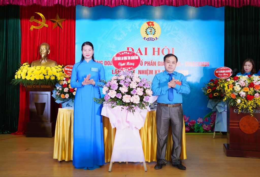 Đại hội Công đoàn Công ty CP Giám định - Vinacomin lần thứ X thành công tốt đẹp Đại hội Công đoàn Công ty CP Giám định - Vinacomin lần thứ X thành công tốt đẹp