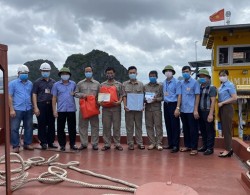 Công ty Kho vận và Cảng Cẩm Phả-Vinacomin: Dấu ấn Tháng 5
