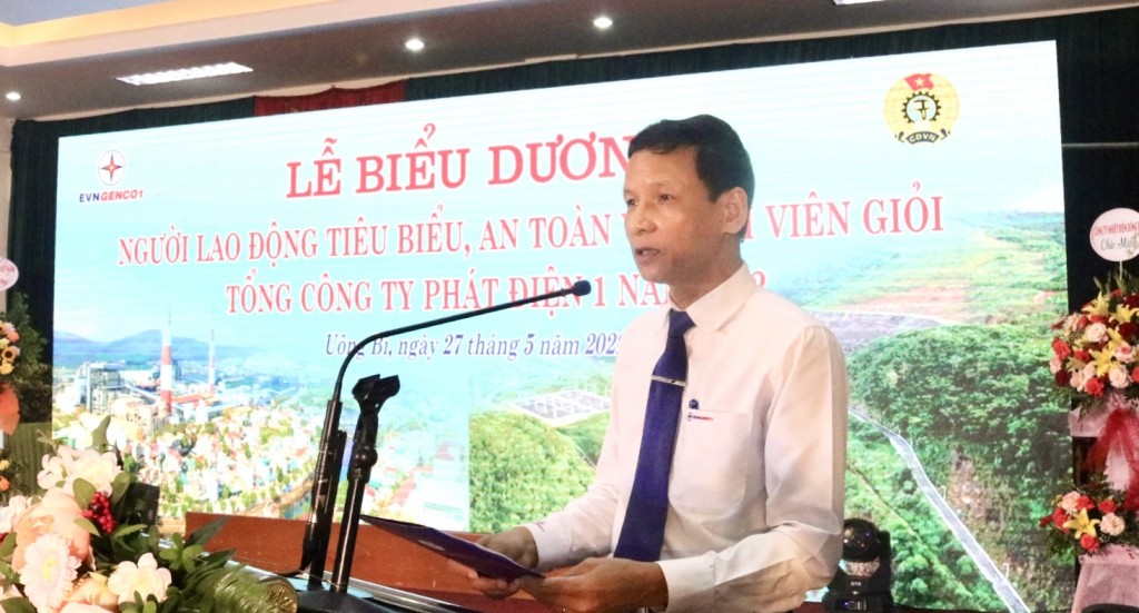 EVNGENCO1 biểu dương người lao động tiêu biểu và an toàn vệ sinh viên giỏi 2022