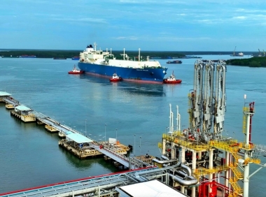 PV GAS hoàn thành tiếp nhận gần 70.000 tấn LNG đầu tiên về kho cảng Thị Vải