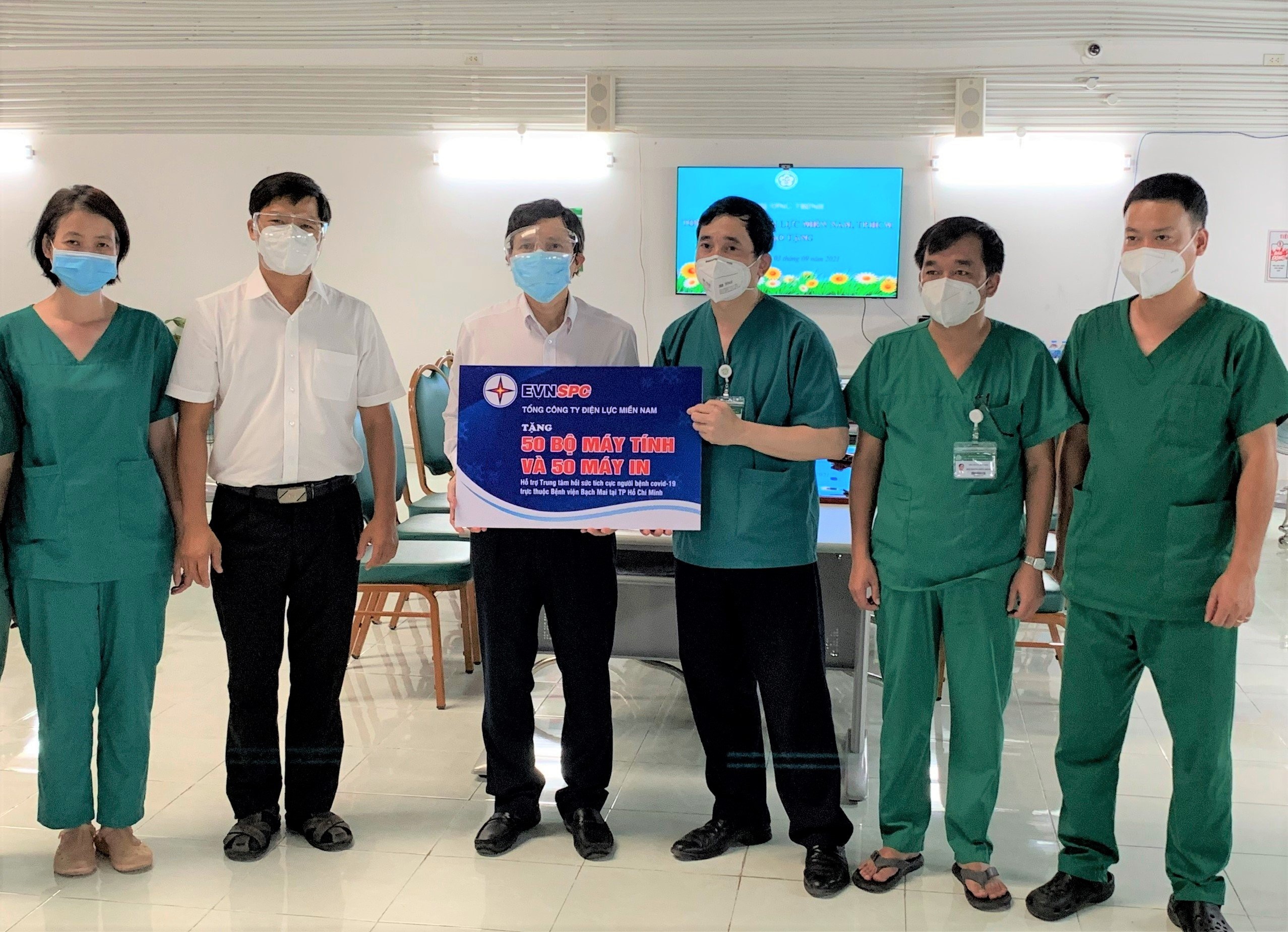 EVNSPC đồng hành cùng chương trình ‘Cùng Tiền Phong tiếp sức tuyến đầu chống dịch’