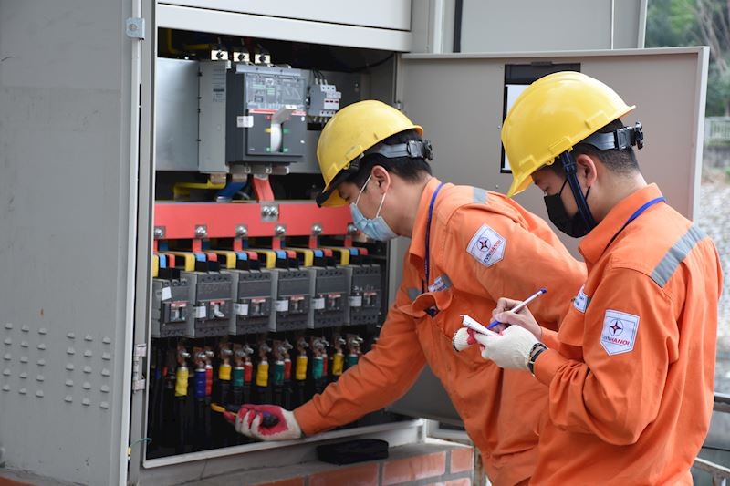 EVNHANOI áp dụng công nghệ để nâng cao độ tin cậy cung cấp điện