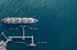 Thị trường LNG chuyển biến thuận lợi cho người mua và cơ hội của Việt Nam