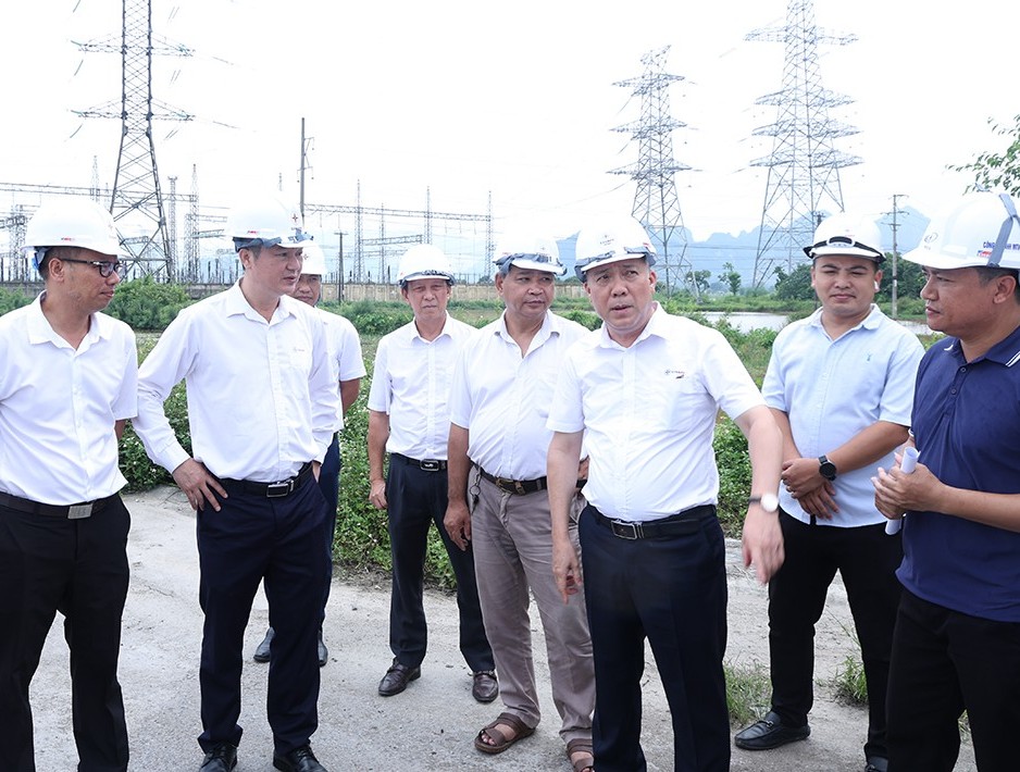 EVNNPT đôn đốc tiến độ đường dây 500/220kV Nho Quan - Phủ Lý - Thường Tín