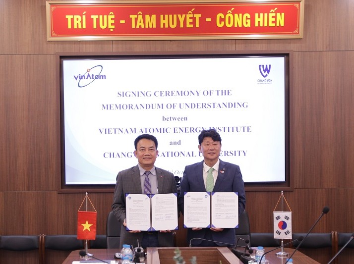 VINATOM cùng Đại học Quốc gia Changwon (Hàn Quốc) ký bản ghi nhớ hợp tác về khoa học và công nghệ hạt nhân